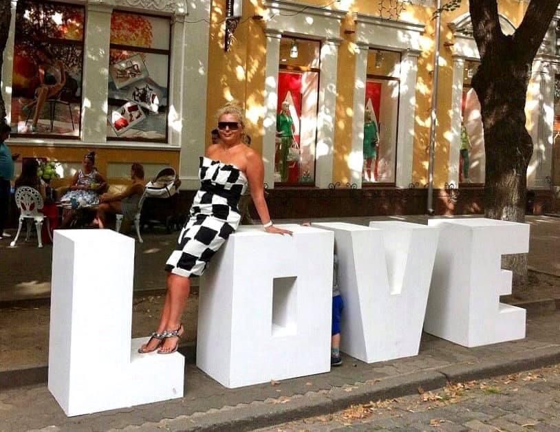 Нарядное коктейльное платье миди для свидетельницы (подруга невесты)