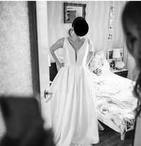 Suknia ślubna z kieszeniami- Pure ivory-klasyka w nowoczesnym wydaniu