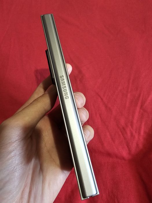 Не срочно официальный госком Samsung Galaxy Fold 6 12/512гб