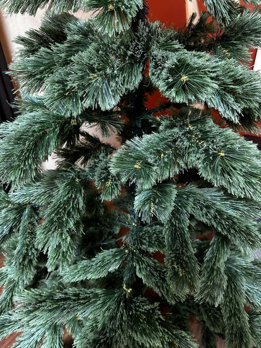 Штучна ялинка ( сосна)