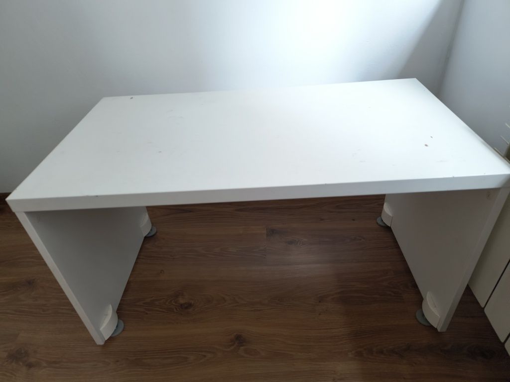 Stolik niski ikea