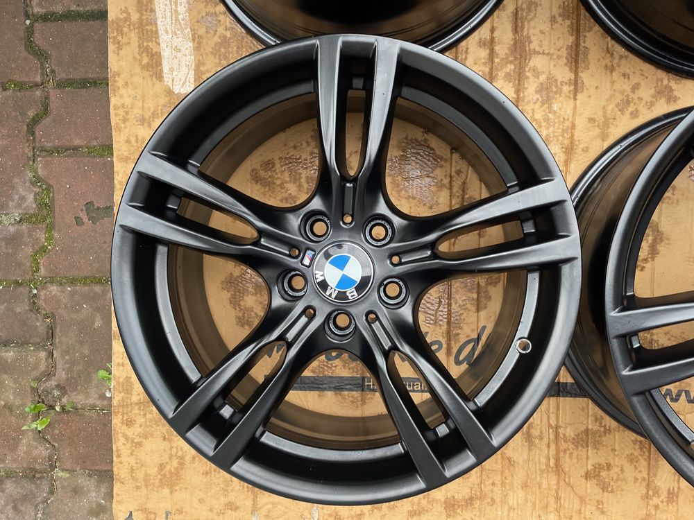 Oryginalne felgi BMW 3 F30 F31 4 F32 F33 18" WZ-400 M Pakiet koła E90