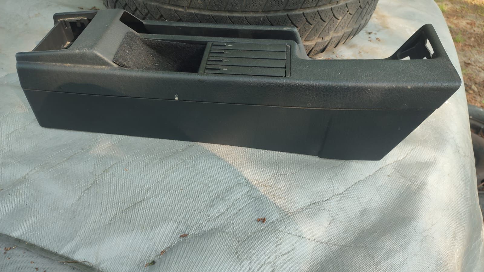 Tunel środkowy Fischer box Audi 80