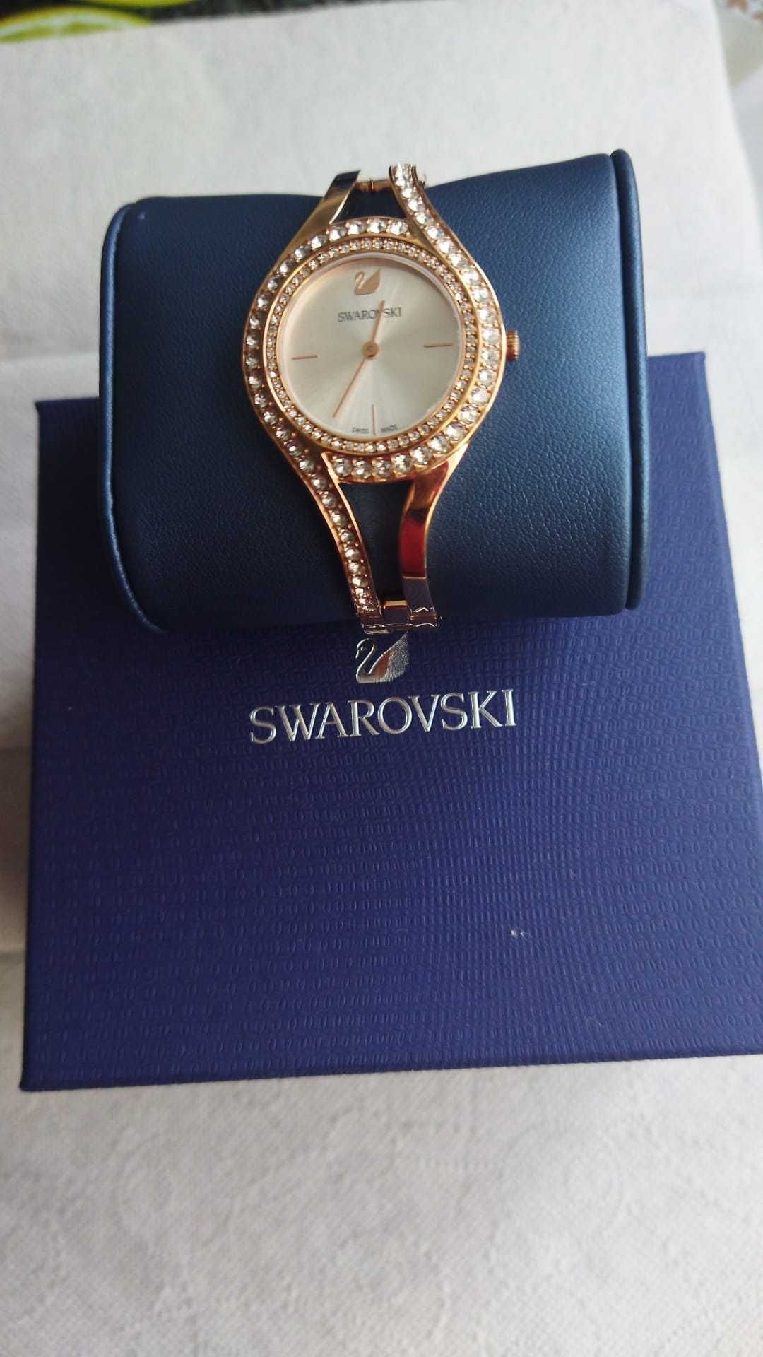 Часы Swarovski ETERNAL 5377576