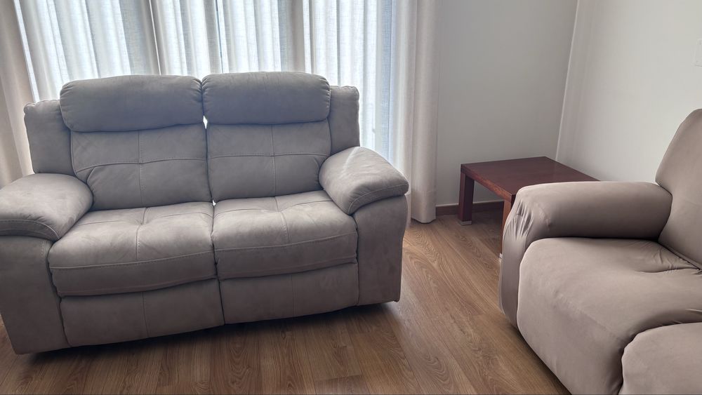 Sofa reclinavel 2 lugares