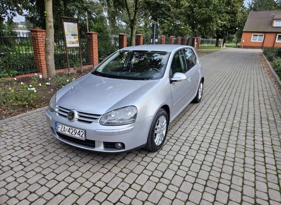 Volkswagen Golf V 2008r 1.4Mpi 80km HB 5d Instalacja gazowa Hak pdc