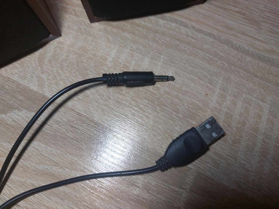 колонка для компьютера Genius