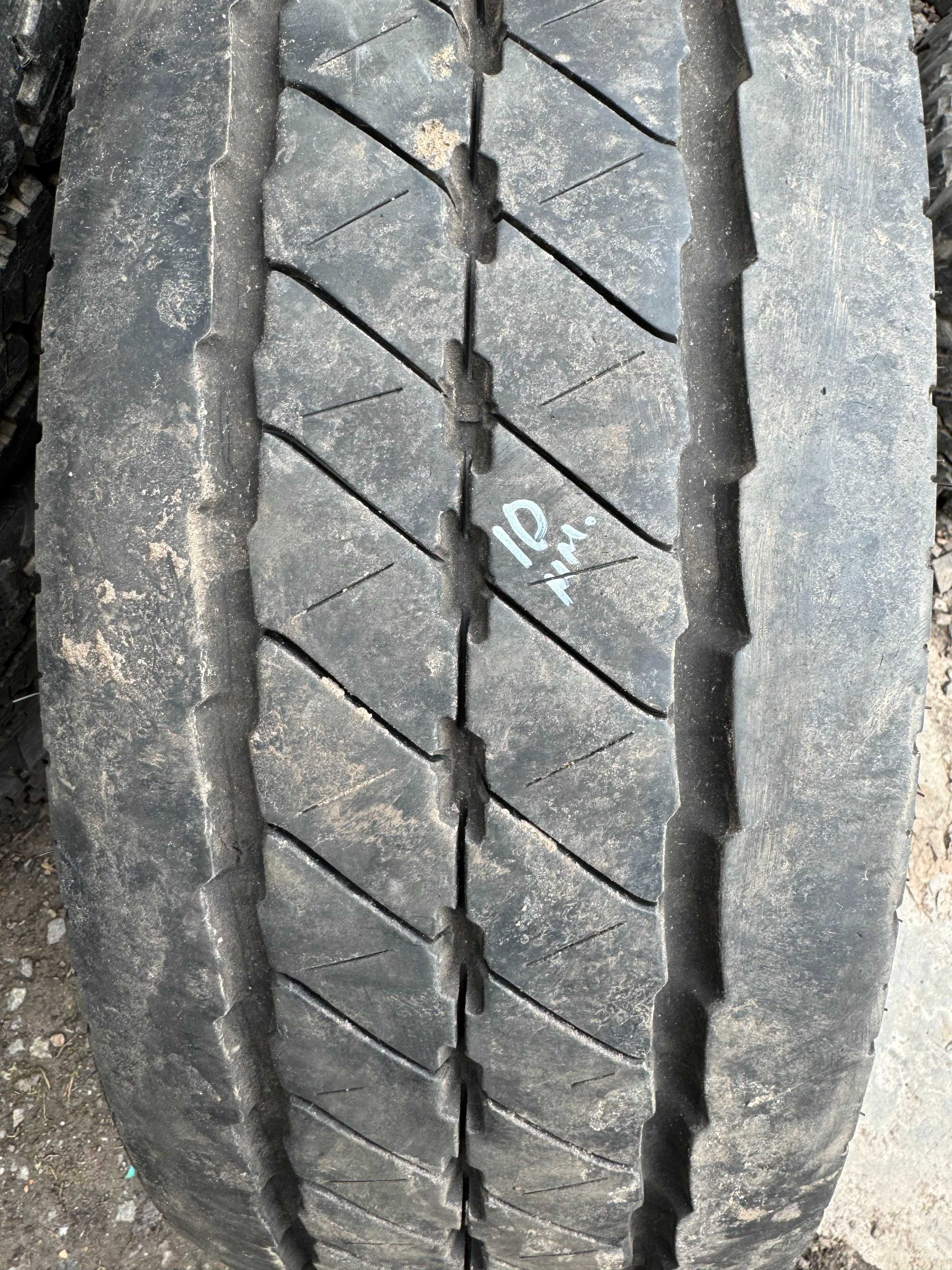 Вантажна шина GOODYEAR 245/70 R17,5 KMAX S, грузова резина