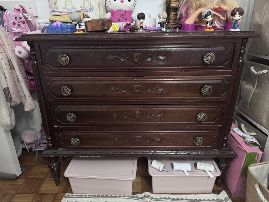 Cómoda antiga para restauro