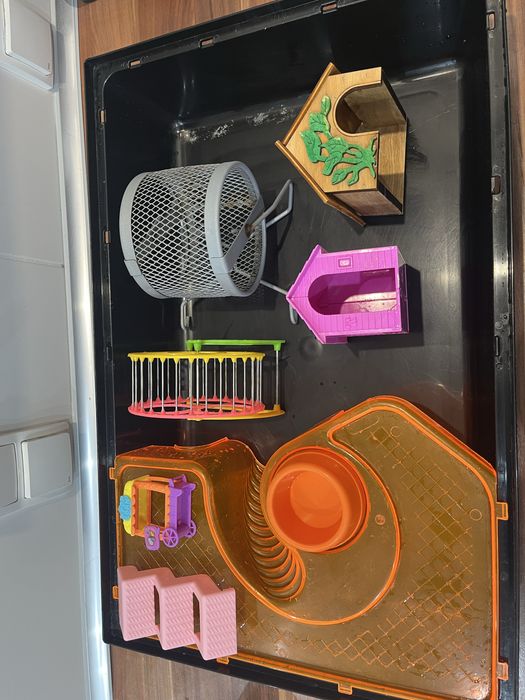 Dom dla gryzonia z akcesoriami