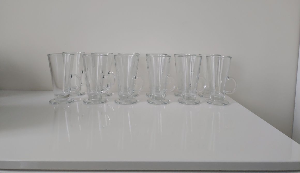 Komplet 12szt Wysokie szklanki stożek z uchwytem i spodeczkiem