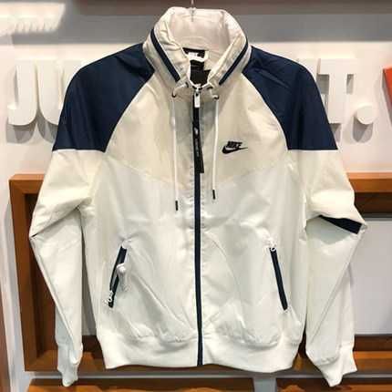 Вітрівка Nike Wind Runner Colorblock hooded Jacket CN8771-133