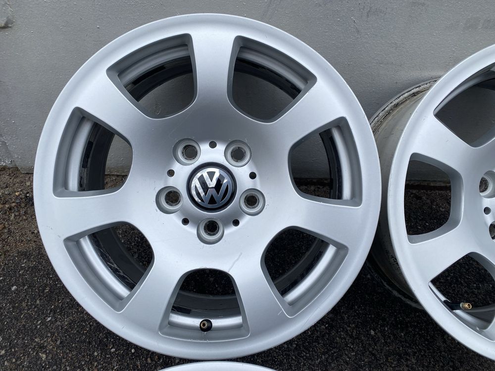 Диски 5/120 r16 Трафик Виваро, VW T5, T6 , BMW