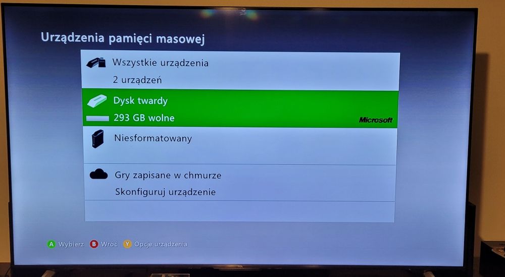 Xbox360 320gb model1439 stan bardzo dobry fajny zestaw box