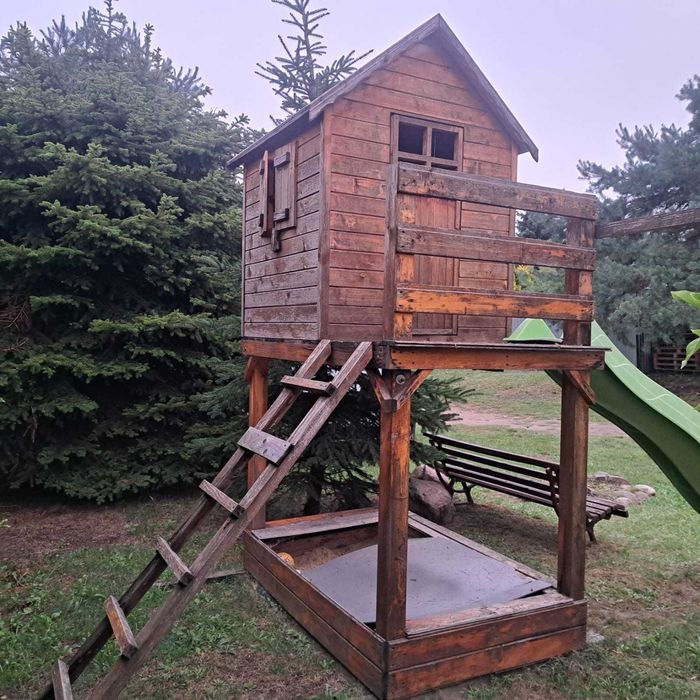 Domek dla dzieci - do remontu