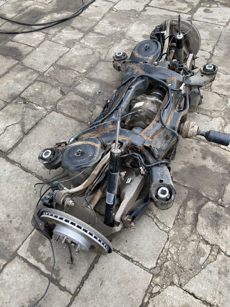 Zawieszenie tyl tylne kompletne Range Rover Sport L494 dyfer most 3.31