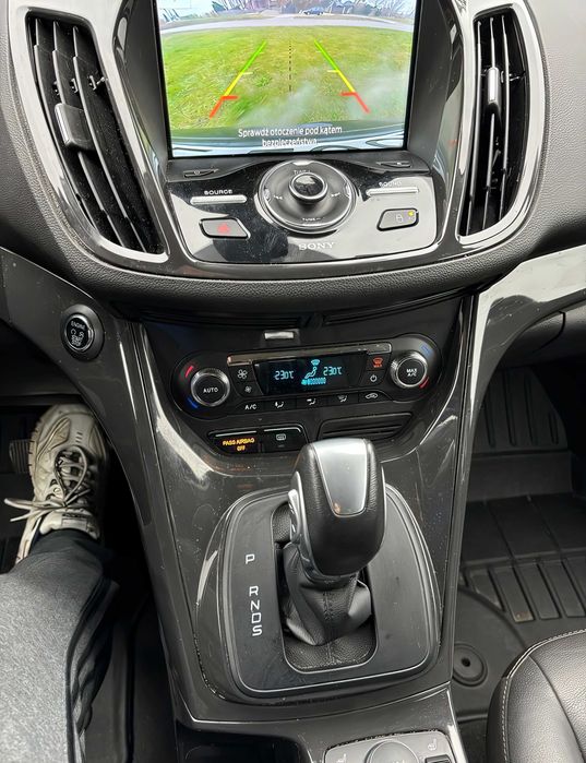 Ford C-MAX      2013
