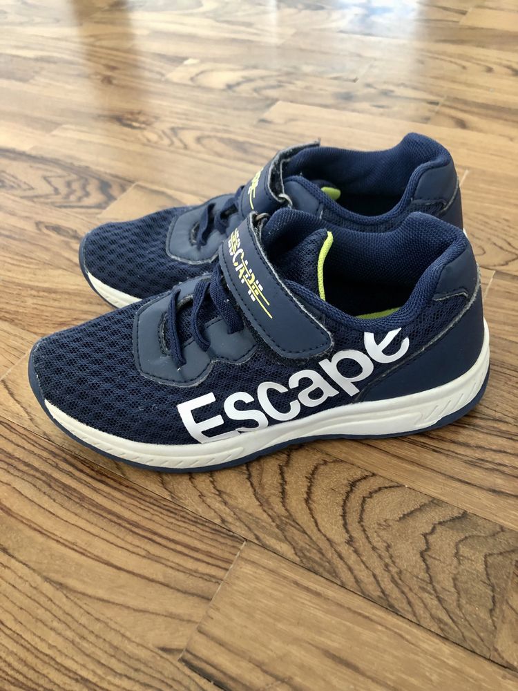 Buty sportowe adidasy Escape rozmiar 30