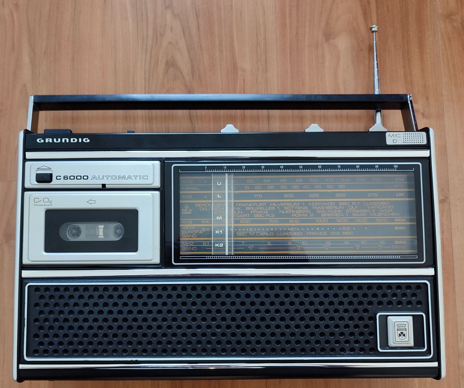 Radiomagnietofon GRUNDIG C6000 Automatic