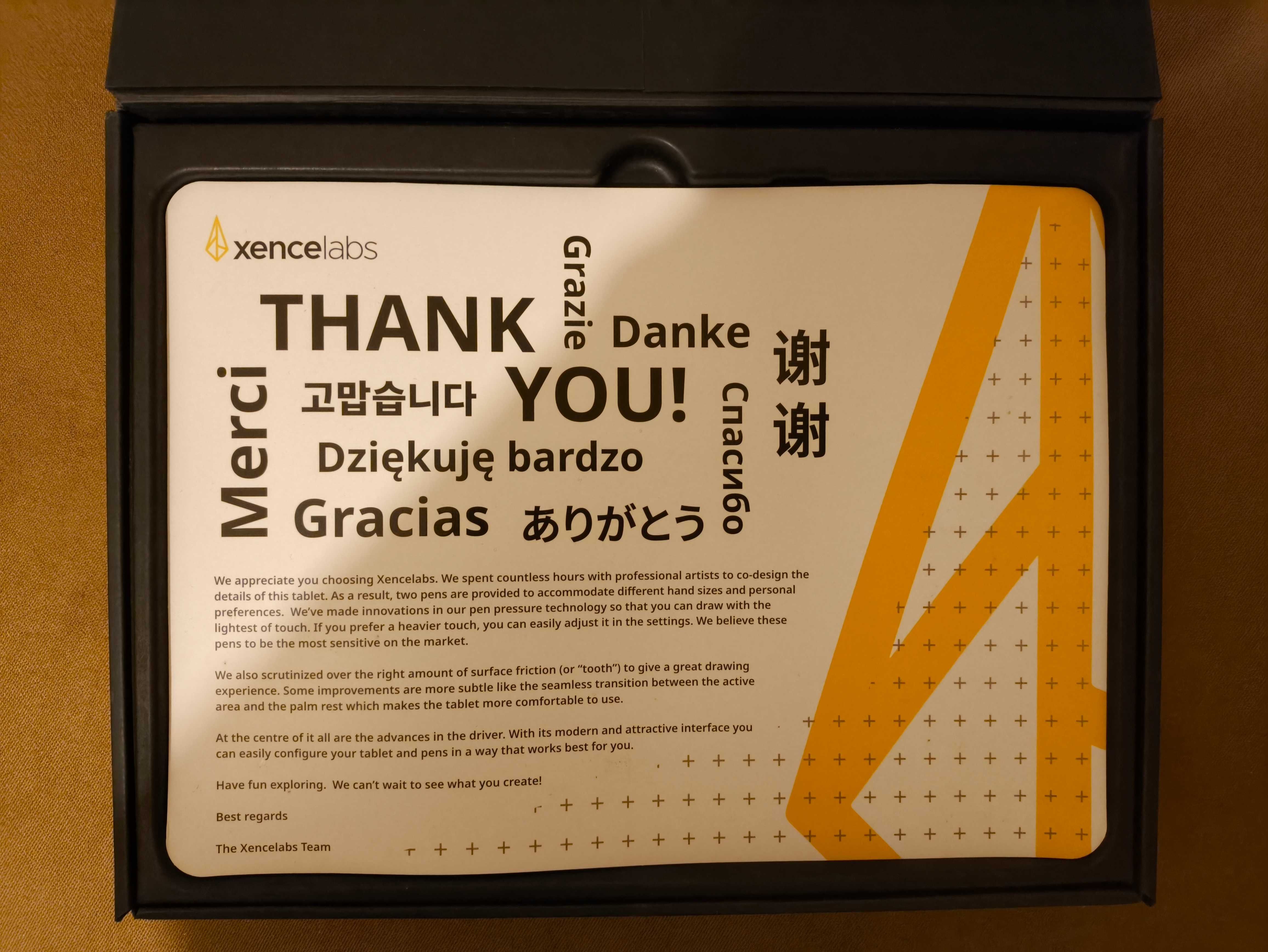 Mesa Digitalizadora Xencelabs Pen Display Medium | Tablet de Desenho