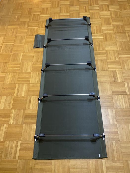 Łóżko polowe turystyczne składane