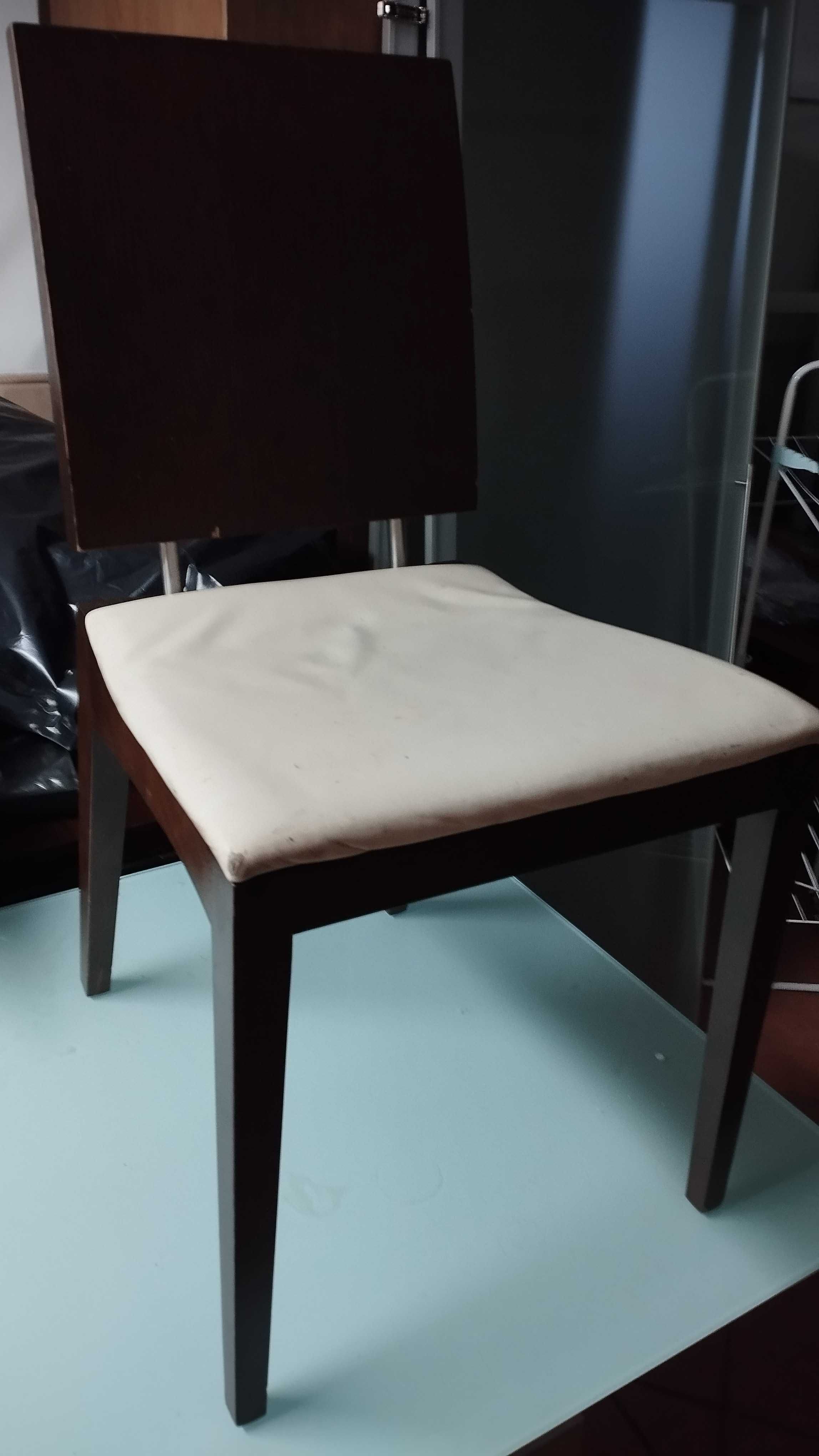 Mesa de cozinha extensível em vidro mais cadeiras