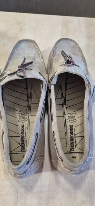 Мокасини нові з натуральної замші розмір 29см.