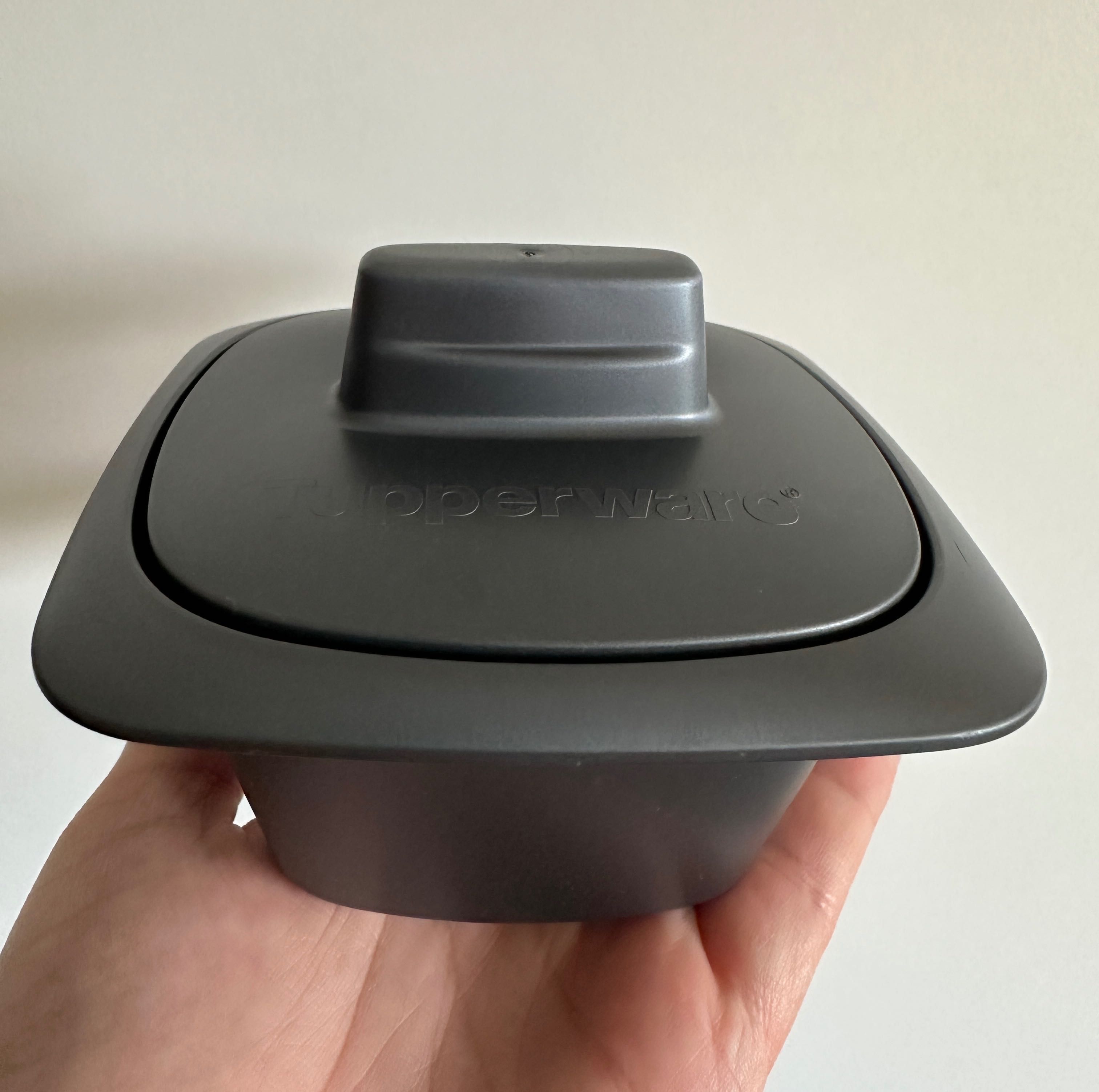 Ultra Pro 250 ml Tupperware