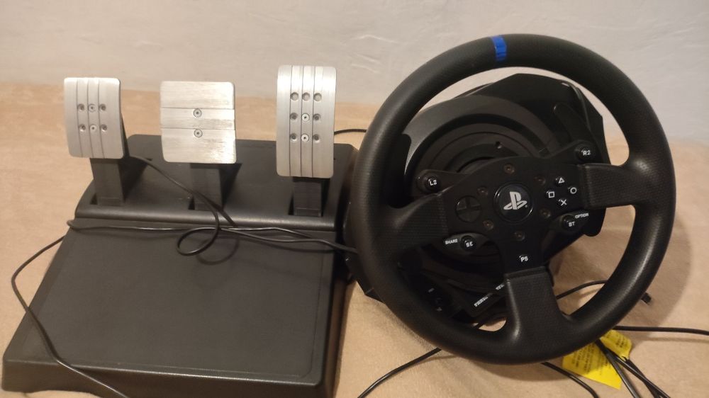 Kierownica thrustmaster t300 rs gt
