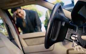 Аварійне відкриття замків будь-якої складності.