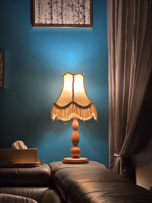 Lampa z abażurem stołowa PRL antyk drewno