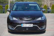 Chrysler Pacifica Śliwkowy Limited Hybryd ! jasny środek idealny stan Full Opcja !VAT23%