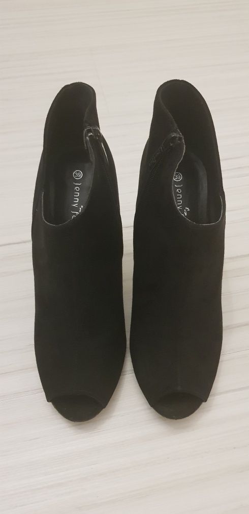 Buty botki czarne