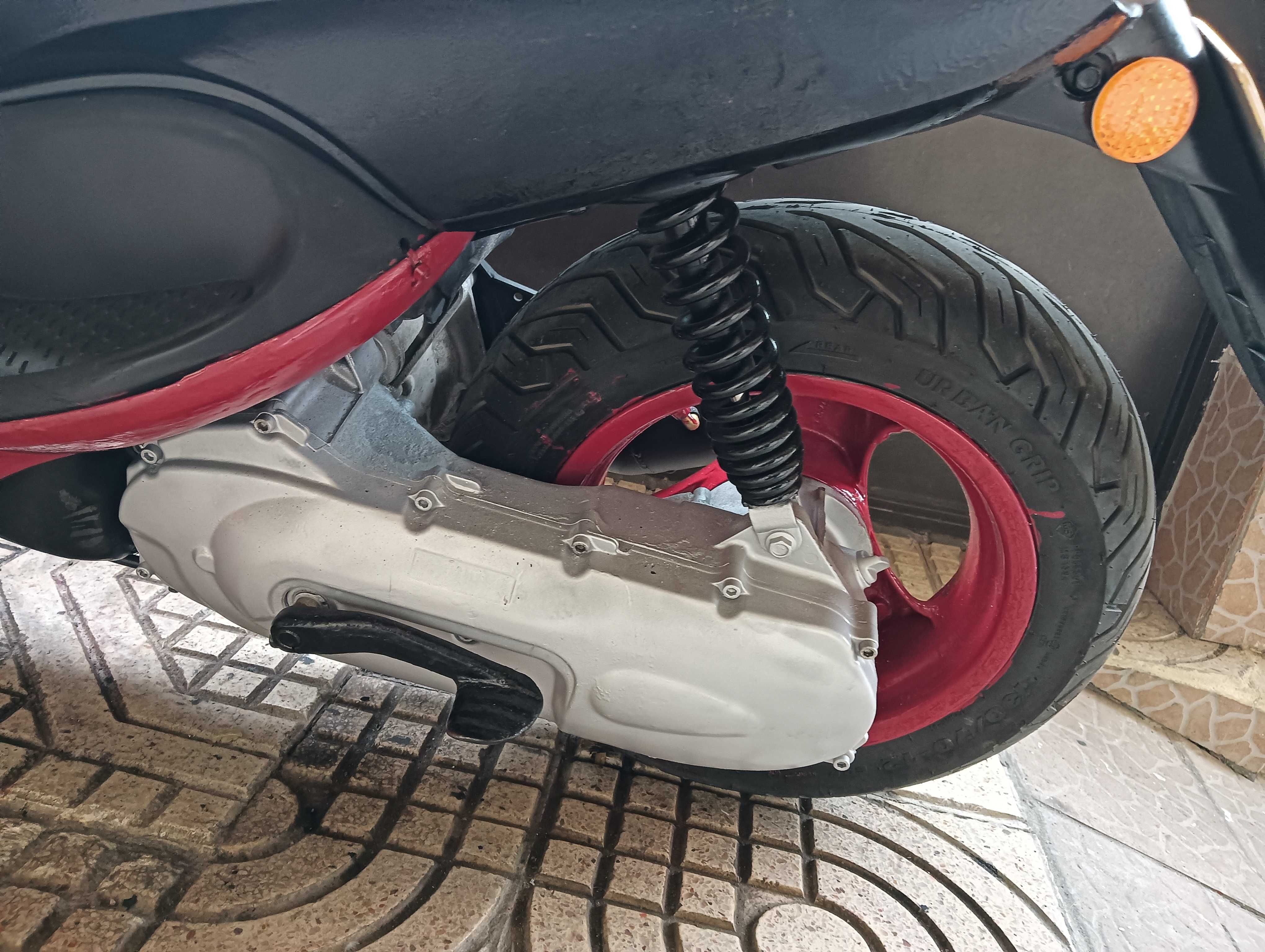 Yamaha neo s impecável