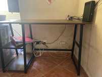 Vendo Conjunto de Escritório (Impressora + Cadeira + Secretária)