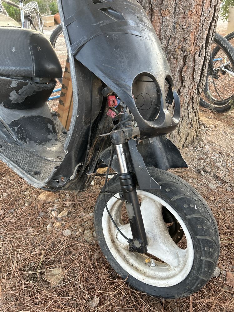 VENDO MOTO BARATA para reforma
