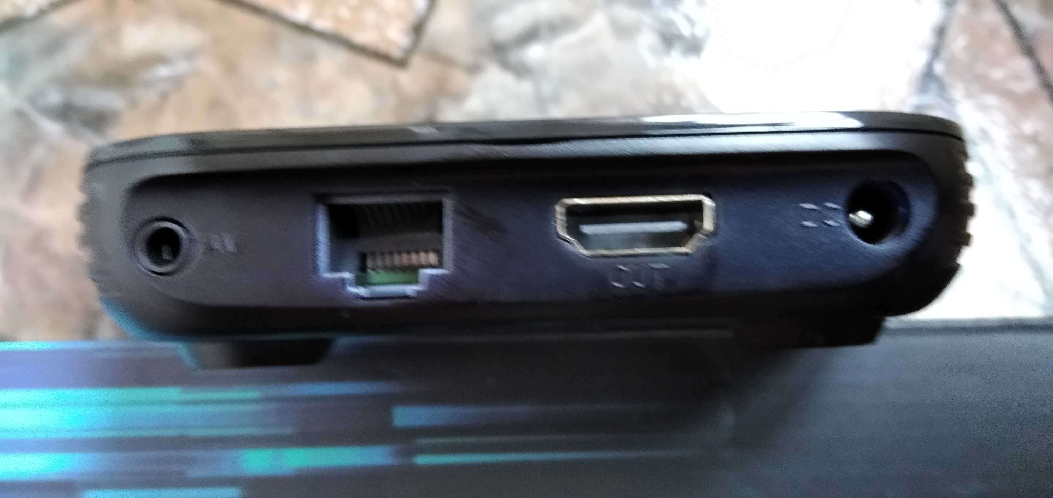 ТВ бокс приставка VONTAR H618 4/32 GbAndroid 12 TV Box Allwinner H618
