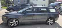 VOLVO V50 2,0 D 135KM piasta zwrotnica lewy przód