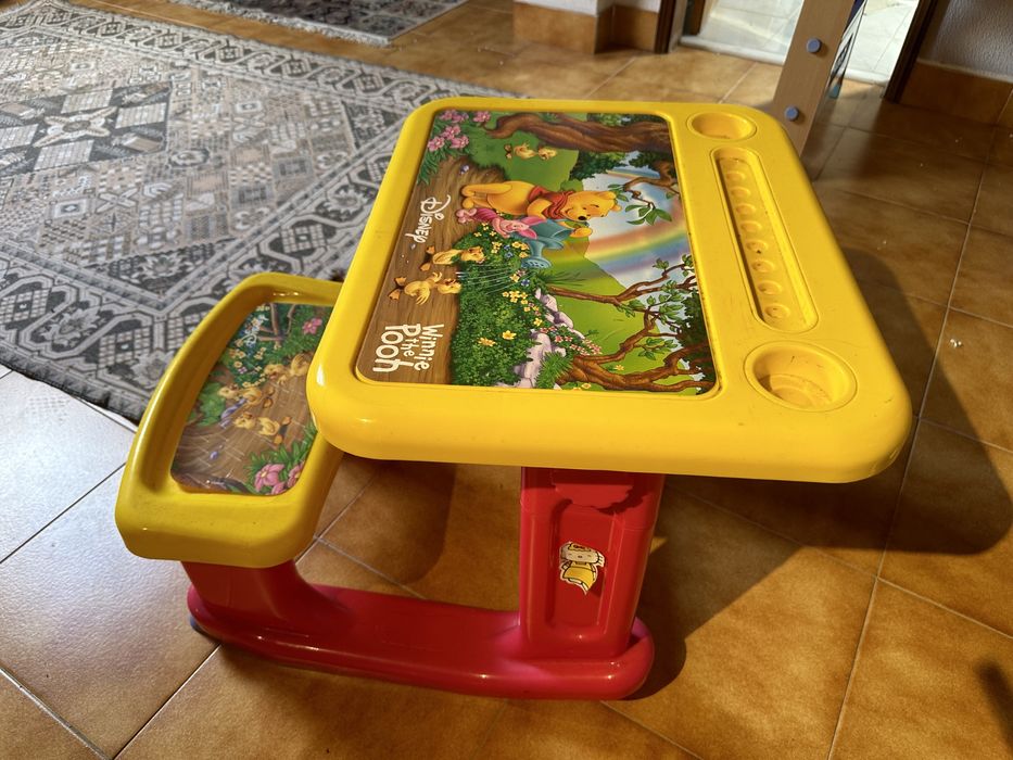 Mesa de brincar da Disney