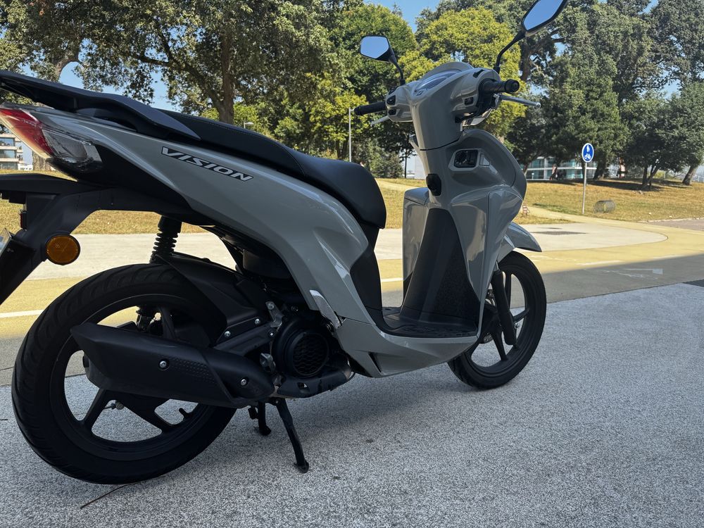 honda vision IMPECAVEL