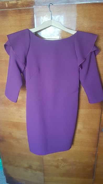 Бордове жіноче плаття