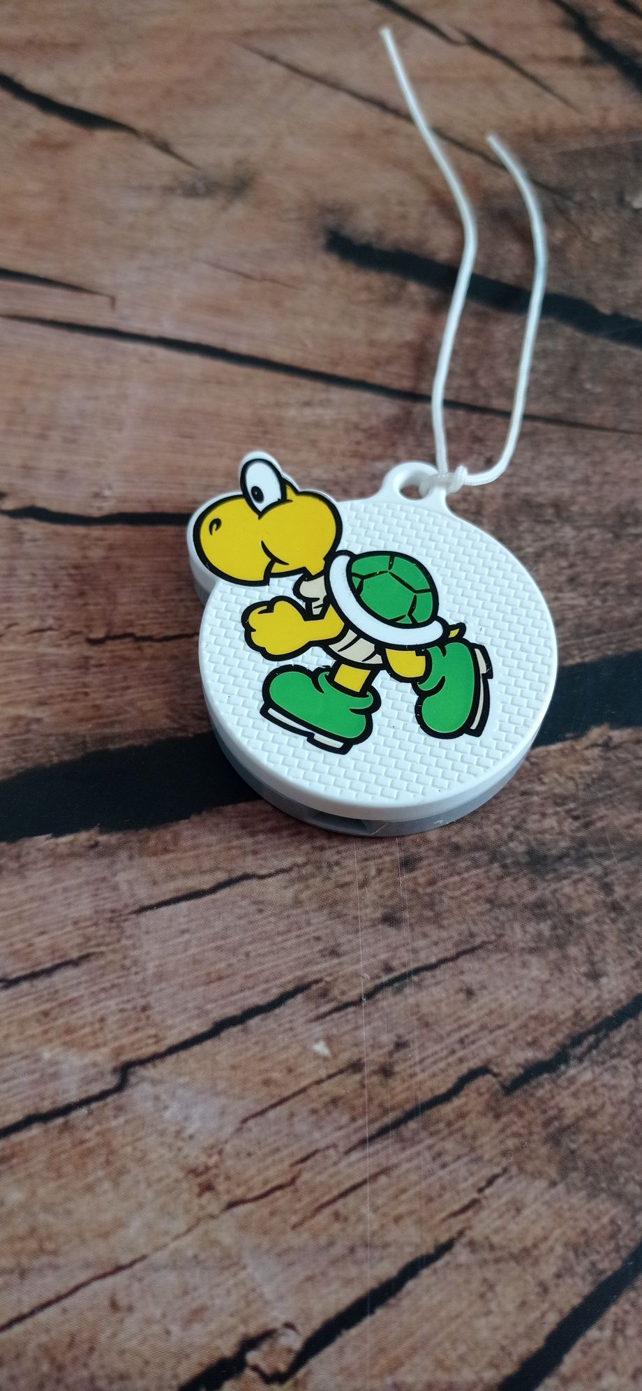 Kinder niespodzianka żółw Koopa Troopa Nintendo Super Mario Bros