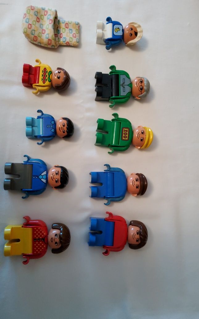 Lego Duplo Vintage Set People 4943 - 9 figures