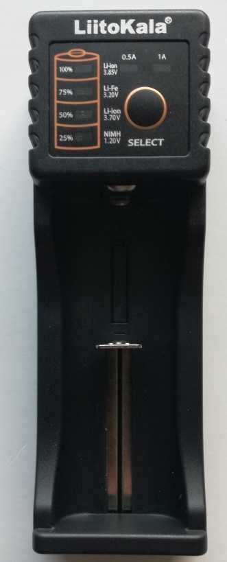 Turystyczna ładowarka Liitokala Lii-100 AAA/AA/18650/26650+POWERBANK