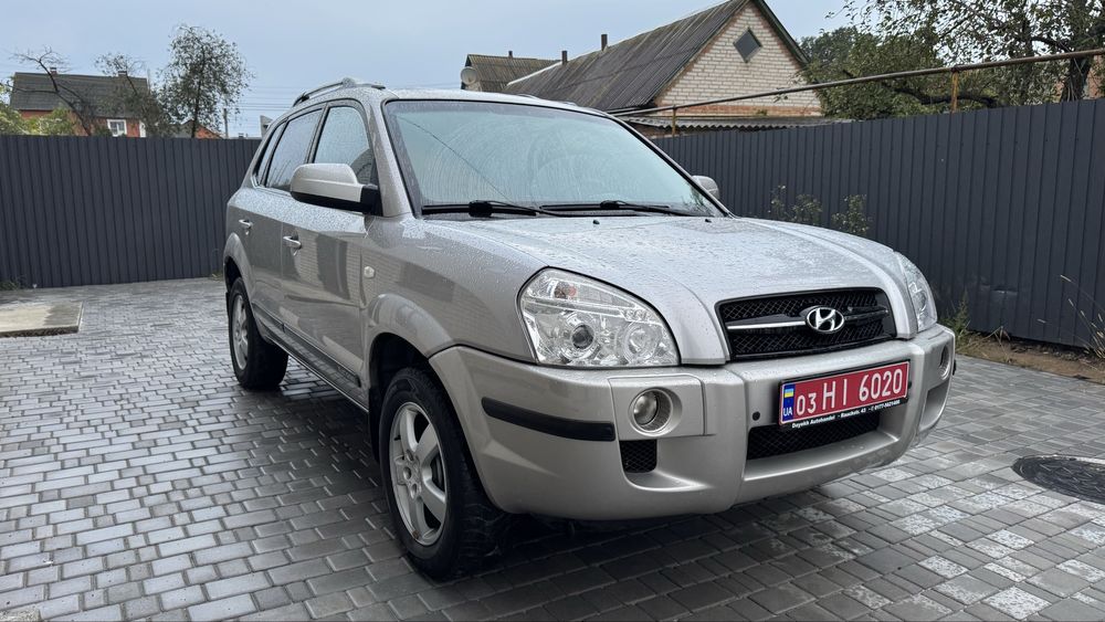 Hyundai Tucson, 2.0 газ/бенз