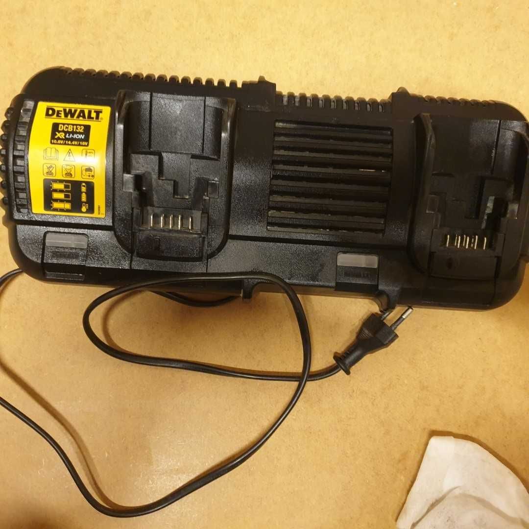 DeWALT DCB132 ładowarka akumulatory 6Ah 18V 54V