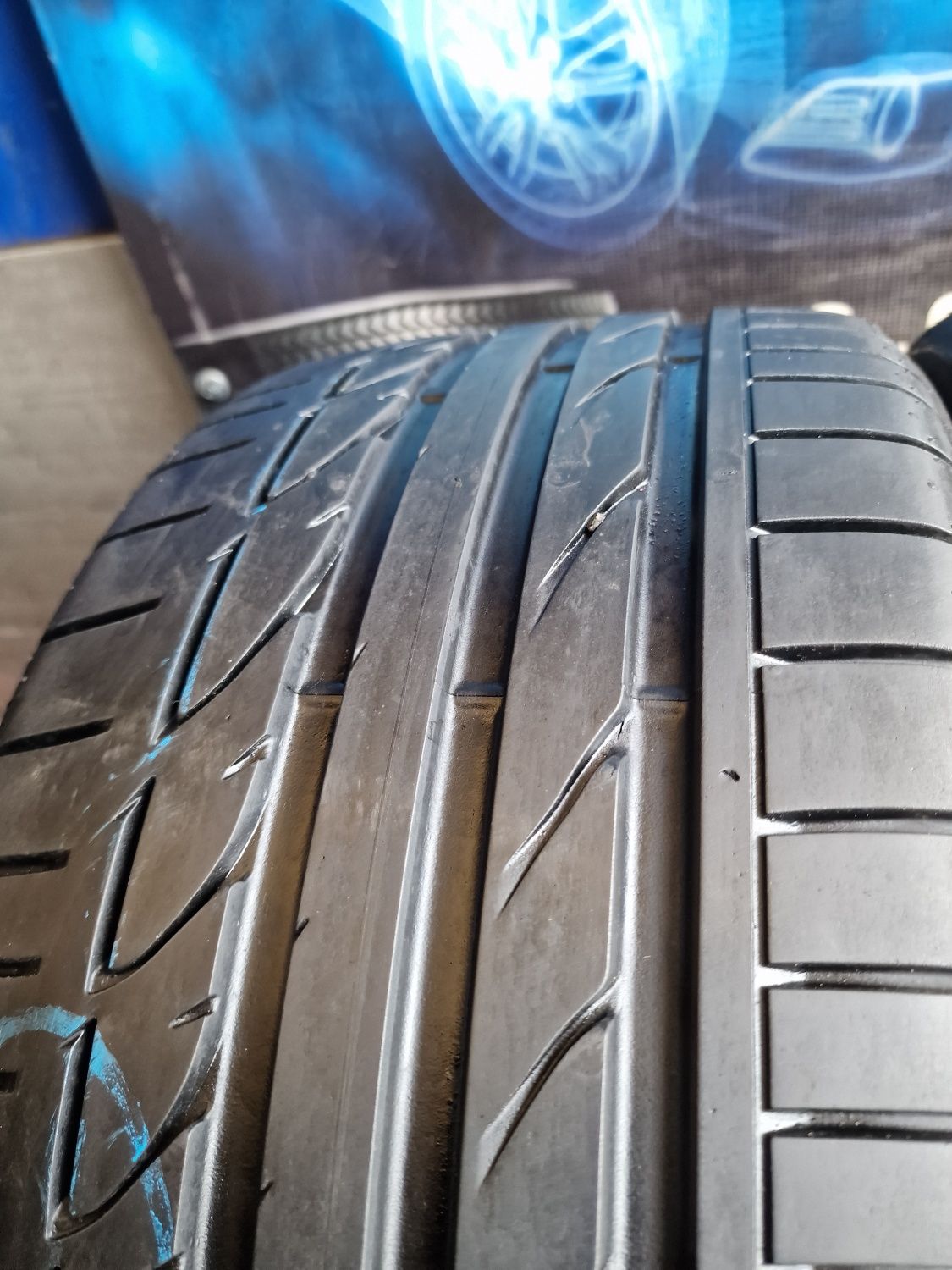 Opony letnie 245/35/18 Bridgestone Ranflat Komplet 7.2mm