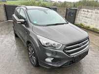 Ford Kuga 1.5Benzyna AWD 4X4 Automat ST-Line Bi-xenony Sony Hak
