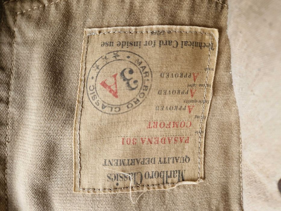 Calças Marlboro e Mike Davis