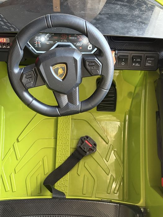 Carro eletrico infantil
